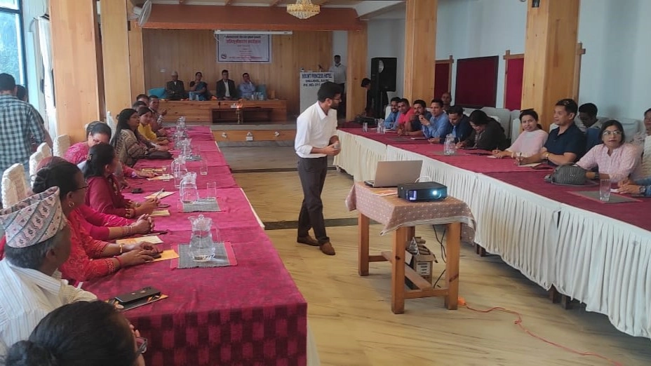 dr-maheshwor-bhatta-training-kavre