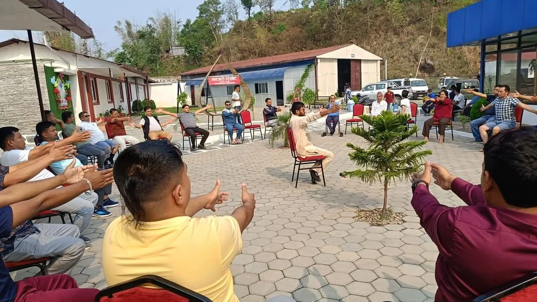 dr-maheshwor-bhatta-training-stress-management-sindhuli